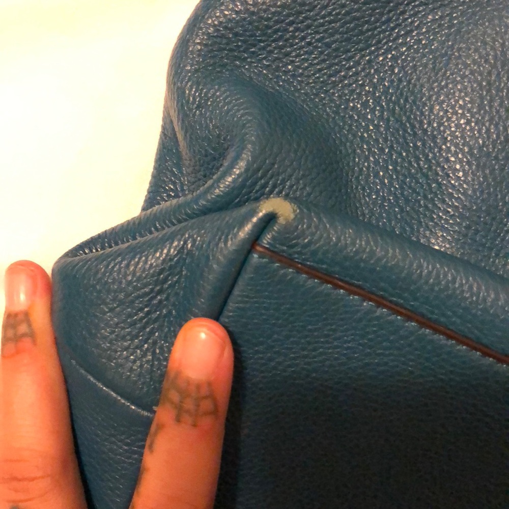 Coach Tote & Wallet - Picture 6 of 7